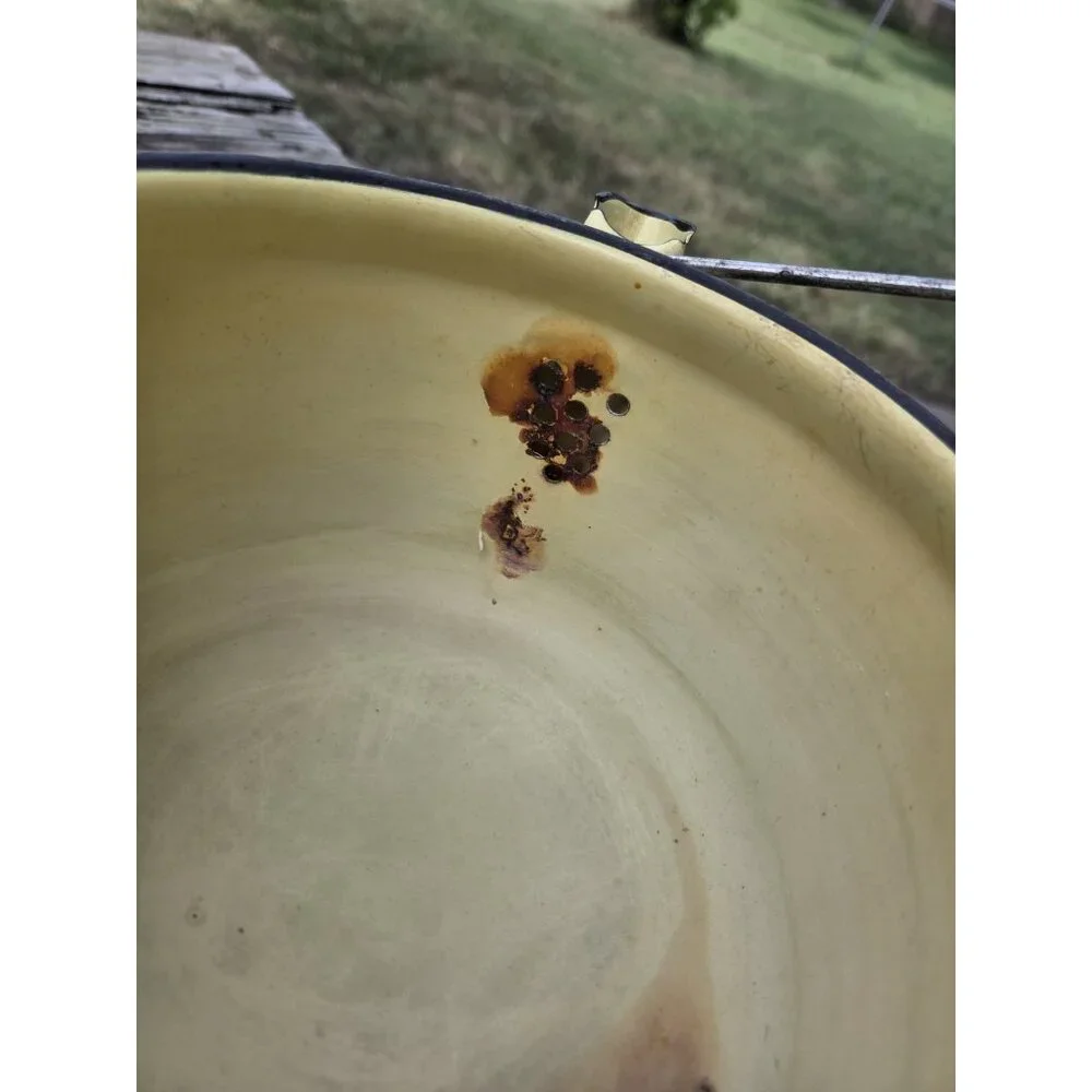 Vintage yellow enamel teapot With Lid‎ Enamelware Bail Handle